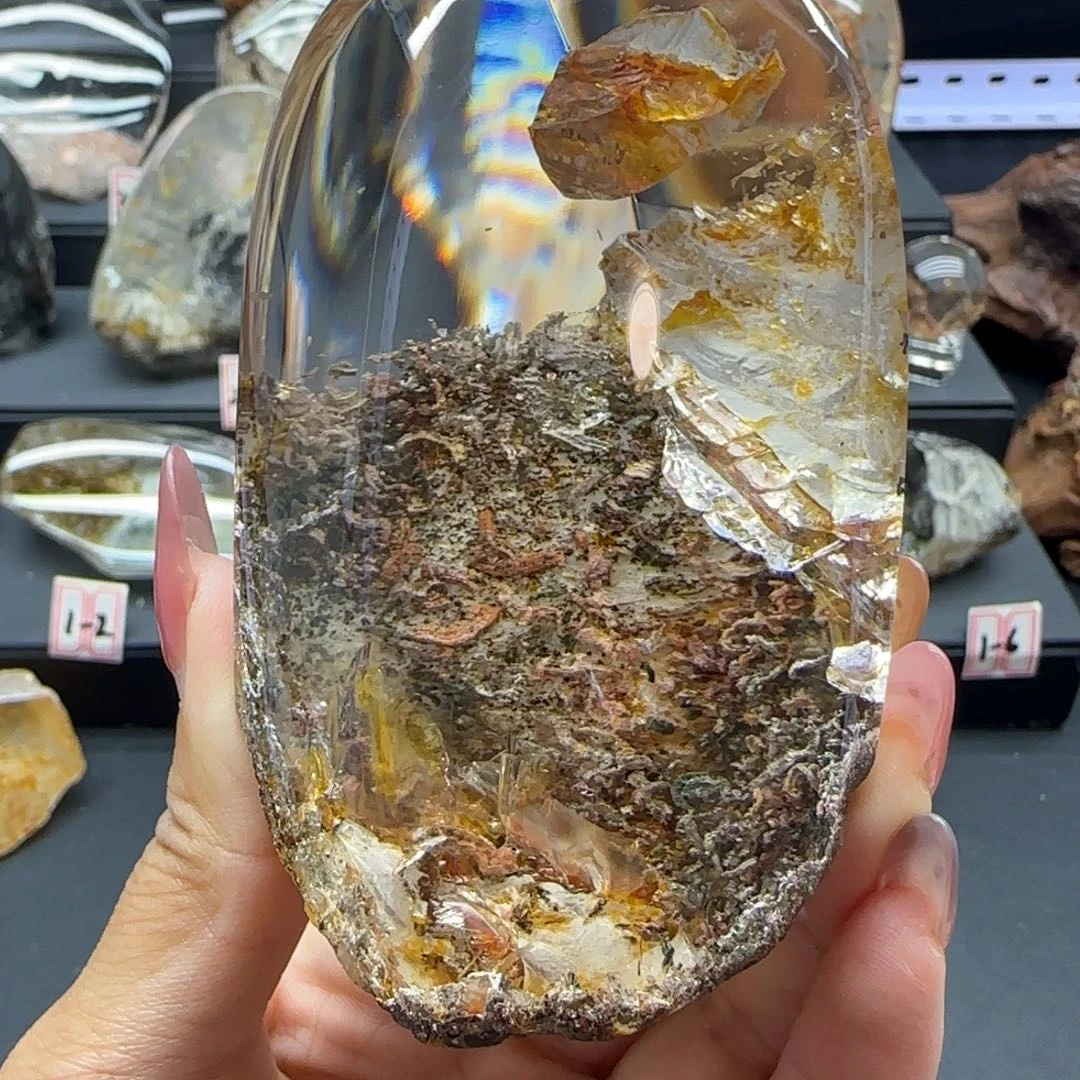 未镶嵌水晶大型摆件（非配饰）+****e