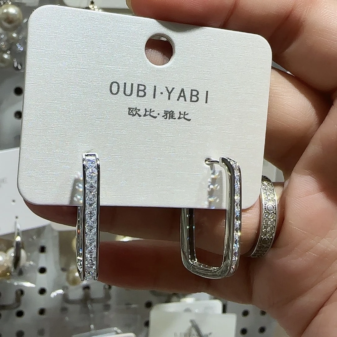 锆石纯铜合金银色