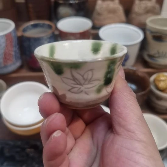 新号开播，持续放漏，中古品默认微瑕，满十八包邮。