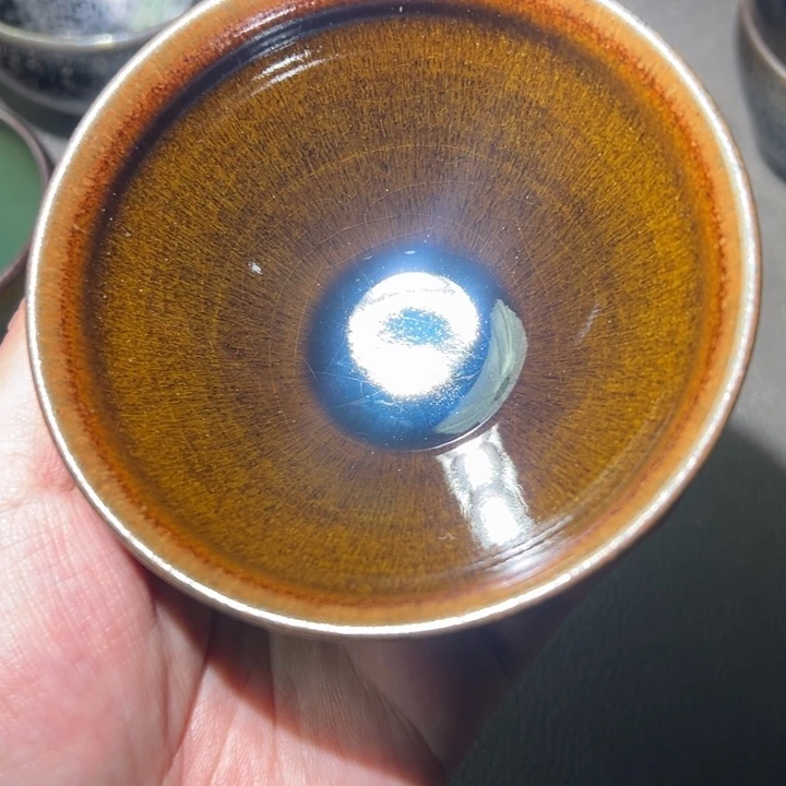 茶盏我们是有共同话题有