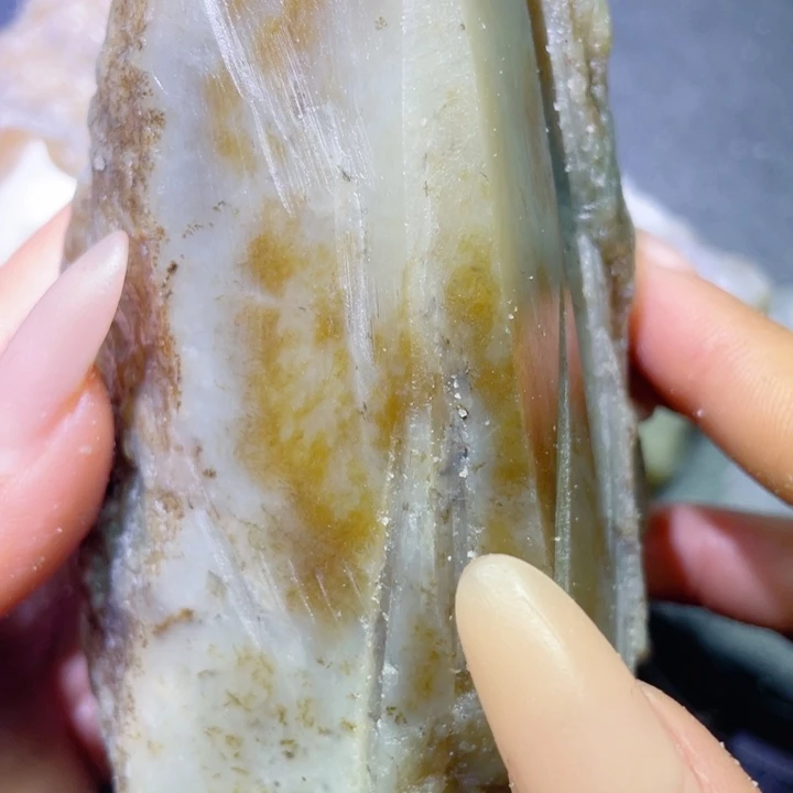 和田玉未镶嵌珠宝半成品