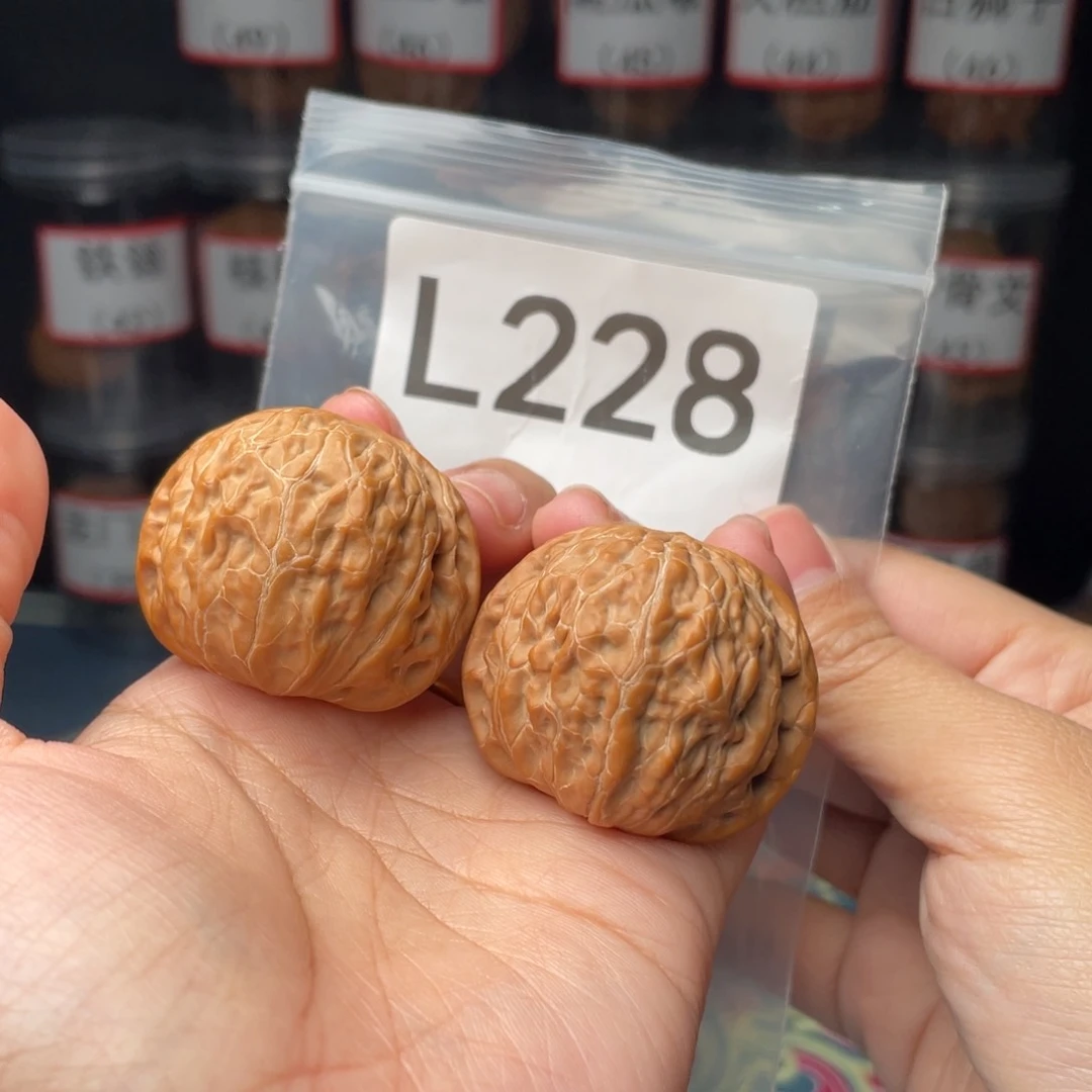 文玩核桃把件39铁锤