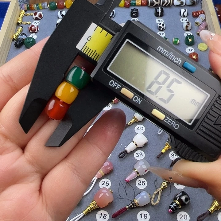 玛瑙/玉髓未镶嵌饰品