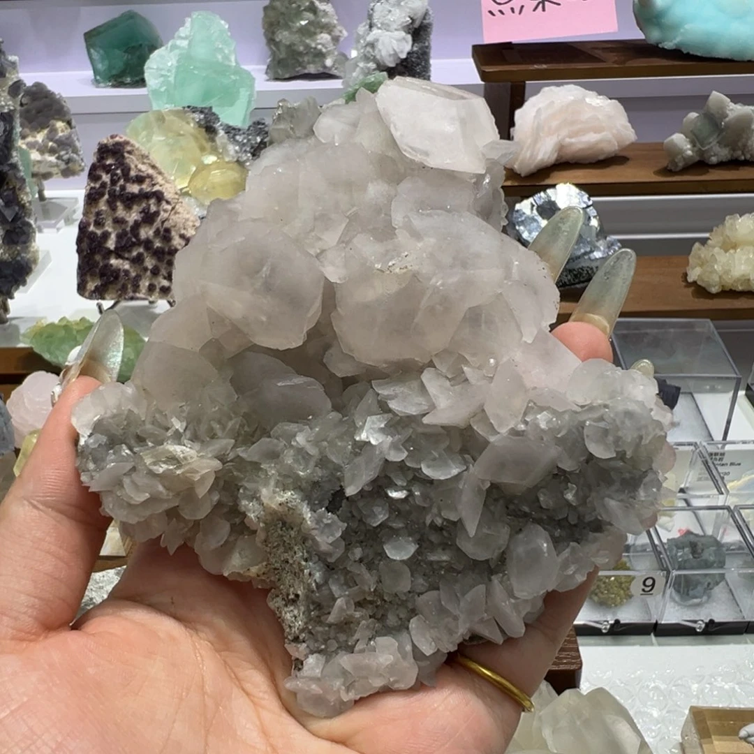 有机玻璃2️⃣0️⃣宝塔方解