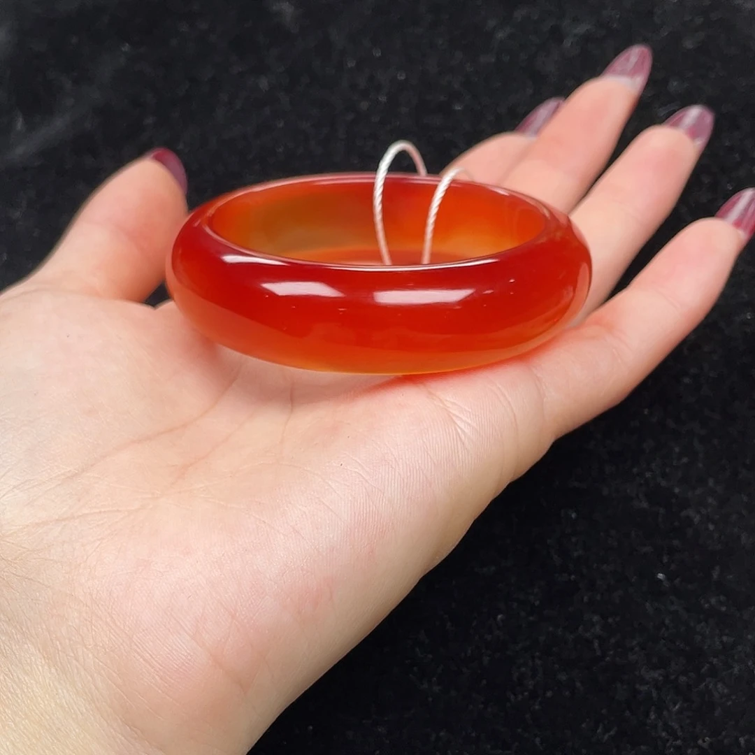 玛瑙/玉髓手镯未镶嵌陌*