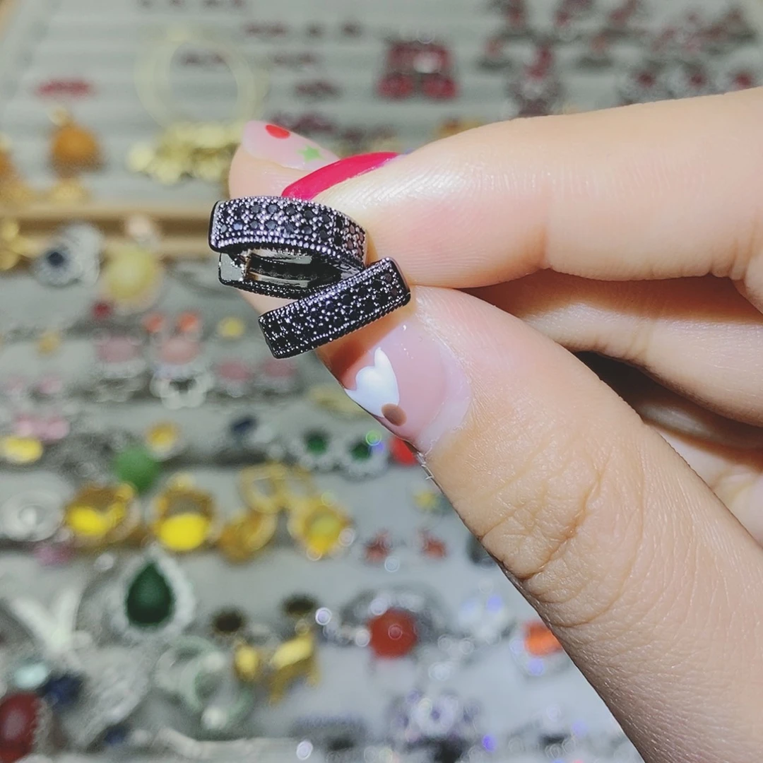 【闪购商品】托帕石耳饰银S925镶嵌