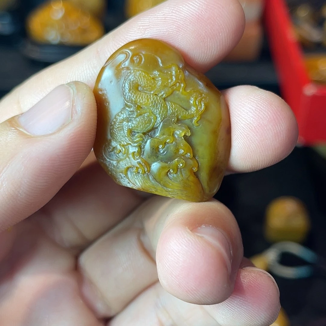 寿山石中**和寿硕士石
