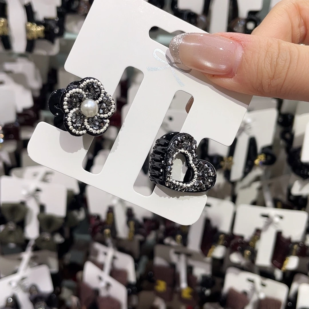 皮质非金属爱心花花刘海抓