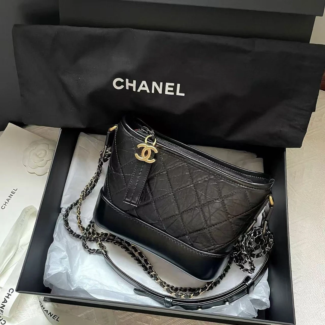 99新 Chanel/香奈儿 3302|香奈儿流浪小号斜挎包黑金牛菱格纹