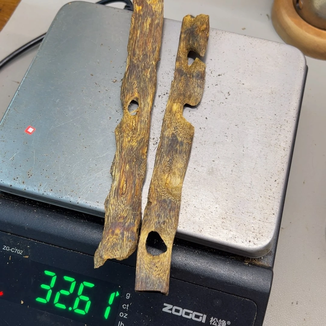 皮***a沉香沉香碎屑乌身圆叶树枝料32克