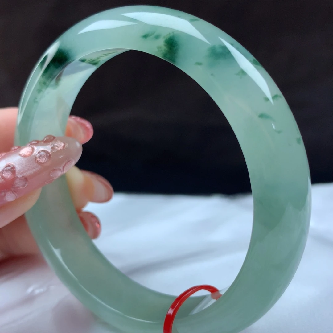 未镶嵌手镯翡翠66023，