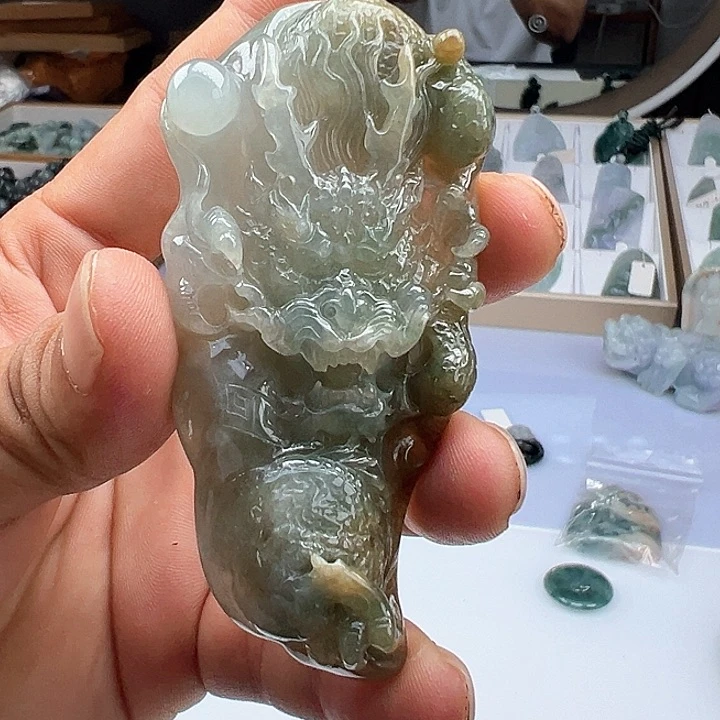 翡翠未镶嵌颈饰缅甸翡翠吊坠