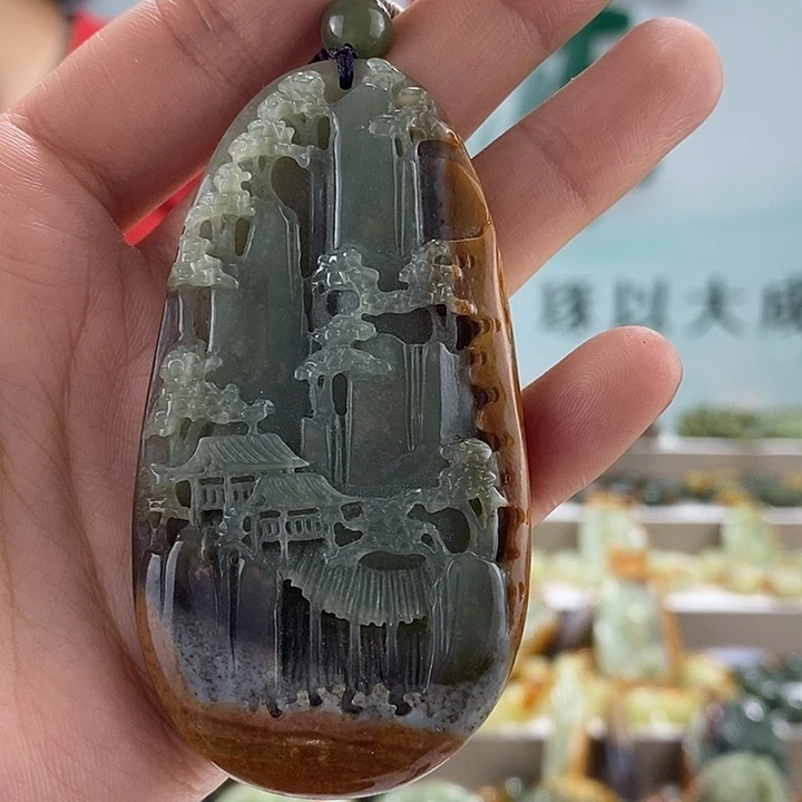 透闪石质玉挂件未镶嵌