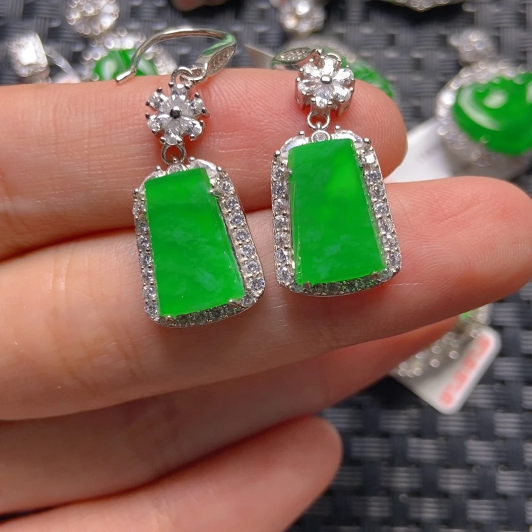 翡翠银S925镶嵌颈饰无事耳勾