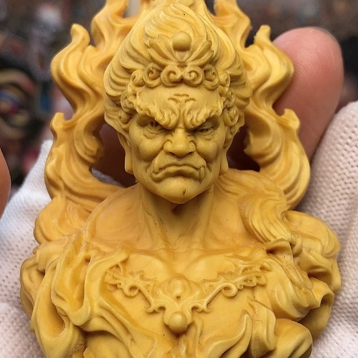 木黄杨木不动明王摆件