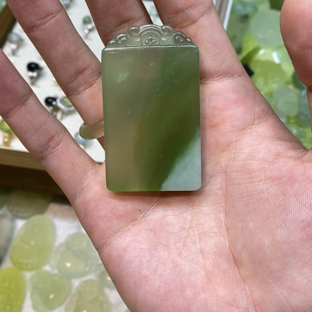 岫玉未镶嵌吊坠(不含链)