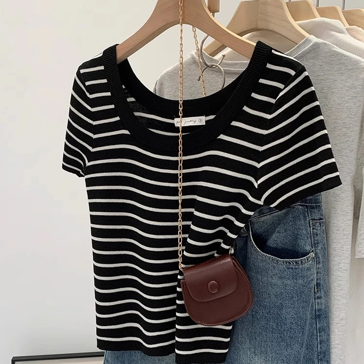 露锁骨U领条纹短袖t恤女夏季新款修身显瘦短款正肩冰丝针织衫上衣