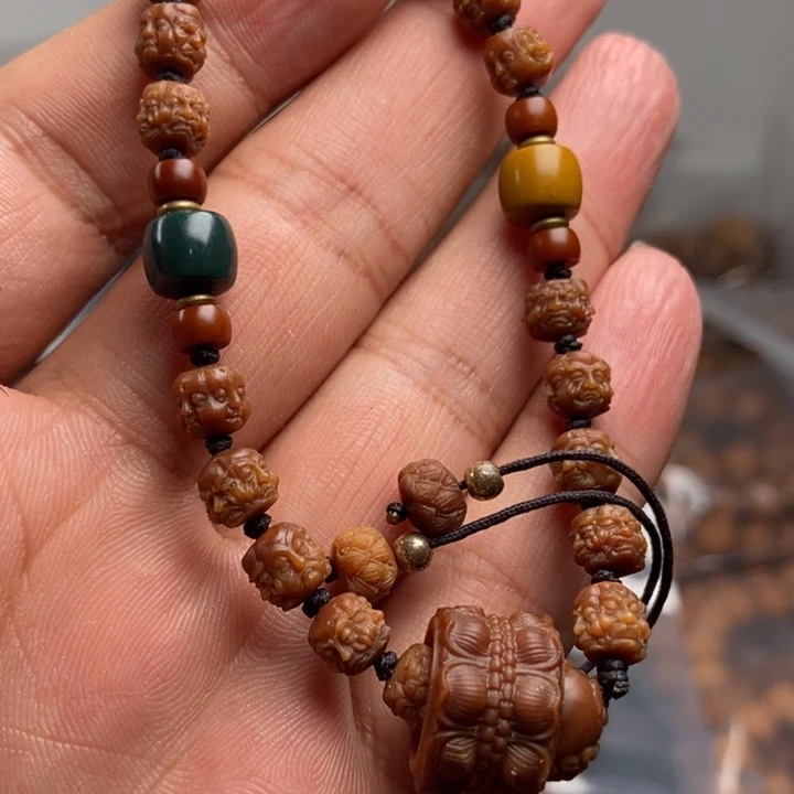 猴头核桃吊坠橄榄