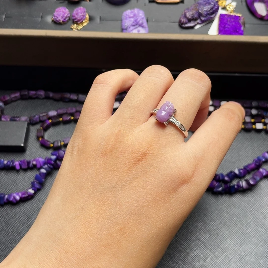 银S925镶嵌苏纪石（舒俱来）戒指