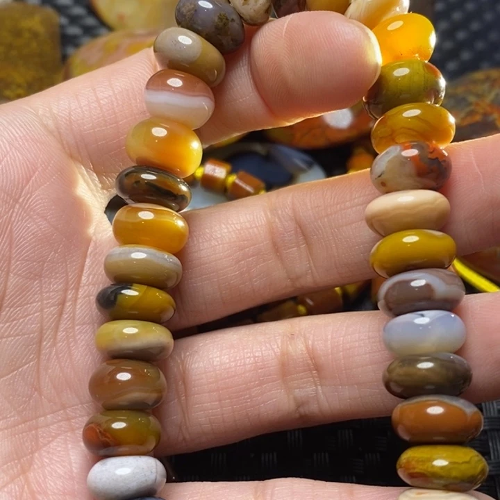 玛瑙/玉髓颈饰未镶嵌