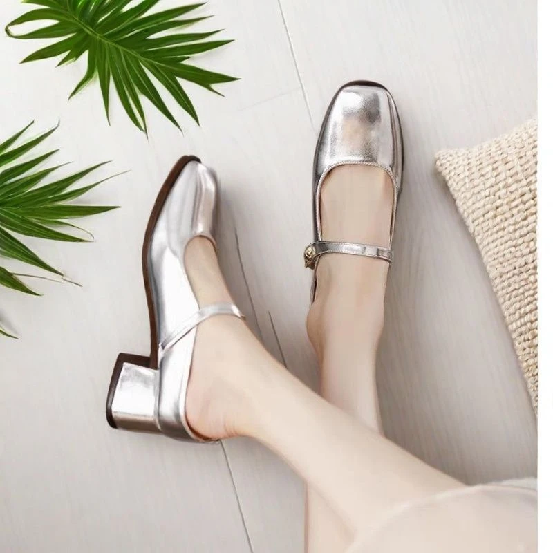 小个子银色穆勒鞋女2025新款内增高外穿凉拖鞋女法式玛丽珍半拖