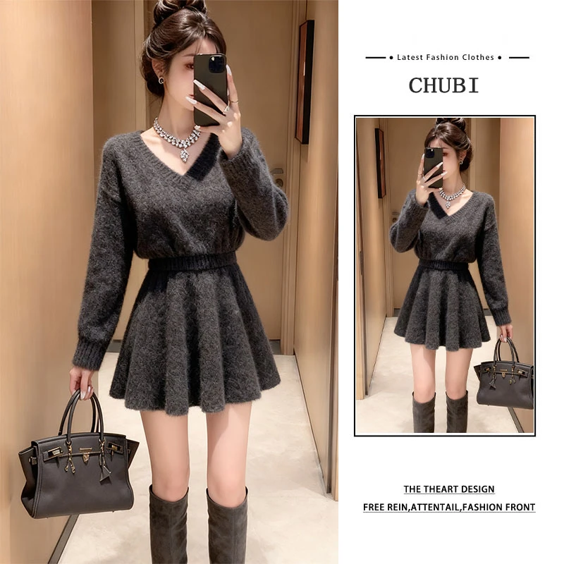 2025秋冬季新款套装女V领气质显瘦针织毛衣搭配A字针织短裙两件套