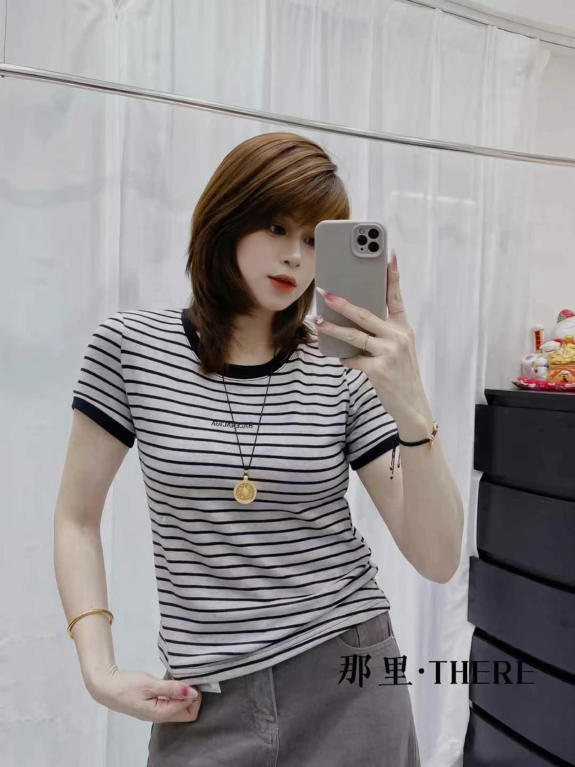 现货秒夏季新款条纹显瘦时尚圆领短袖女装上衣（洋气衣服女修身