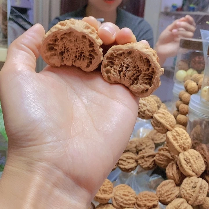 【闪购商品】文玩核桃把件46蛇头