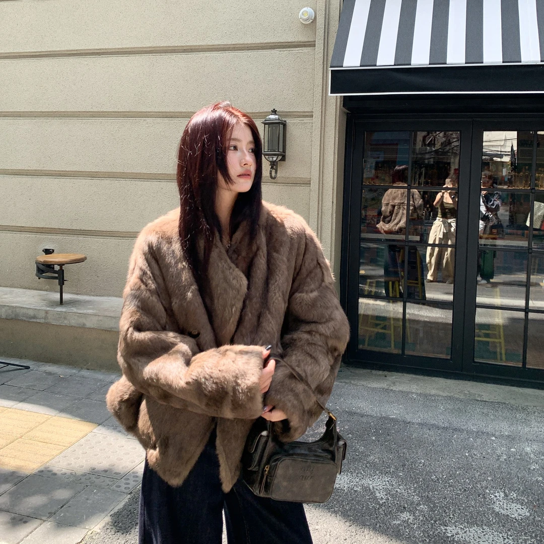 韩茵茵街头派克服2025新款兔毛皮草外套女两面穿短款毛毛年轻冬季