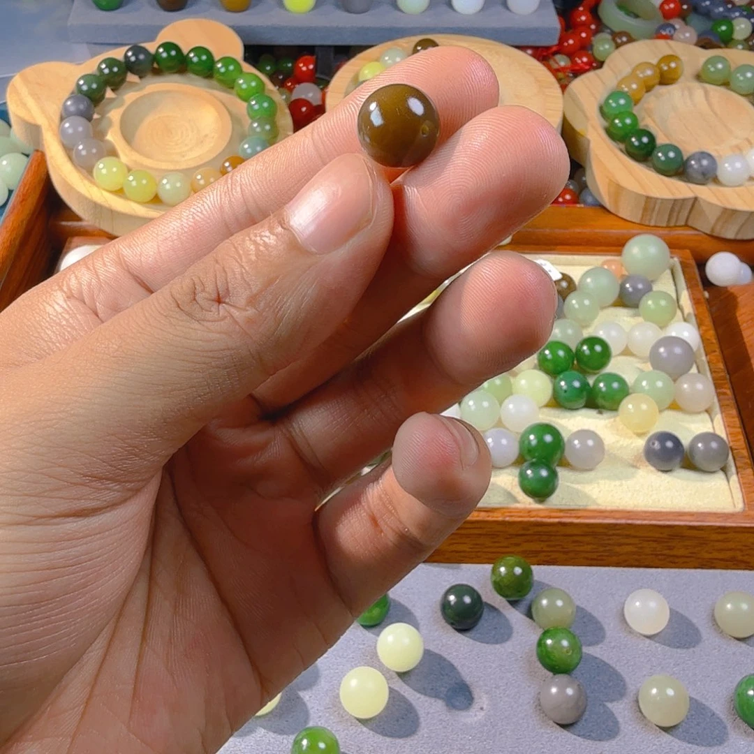 手链未镶嵌和田玉卡12散珠