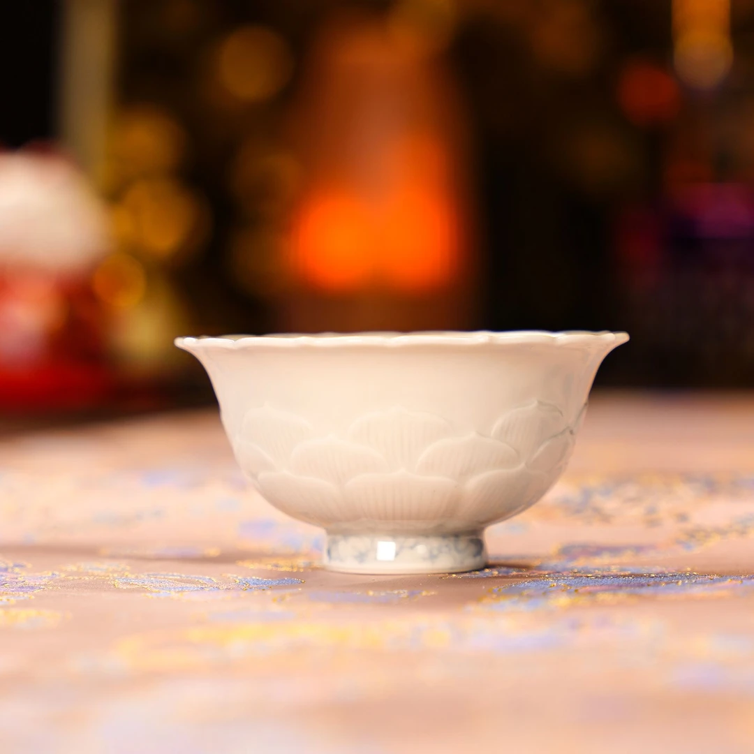 青樵轩  花开灿烂雕刻杯   品茗陶瓷纯手工茶具饮茶 QQX1580