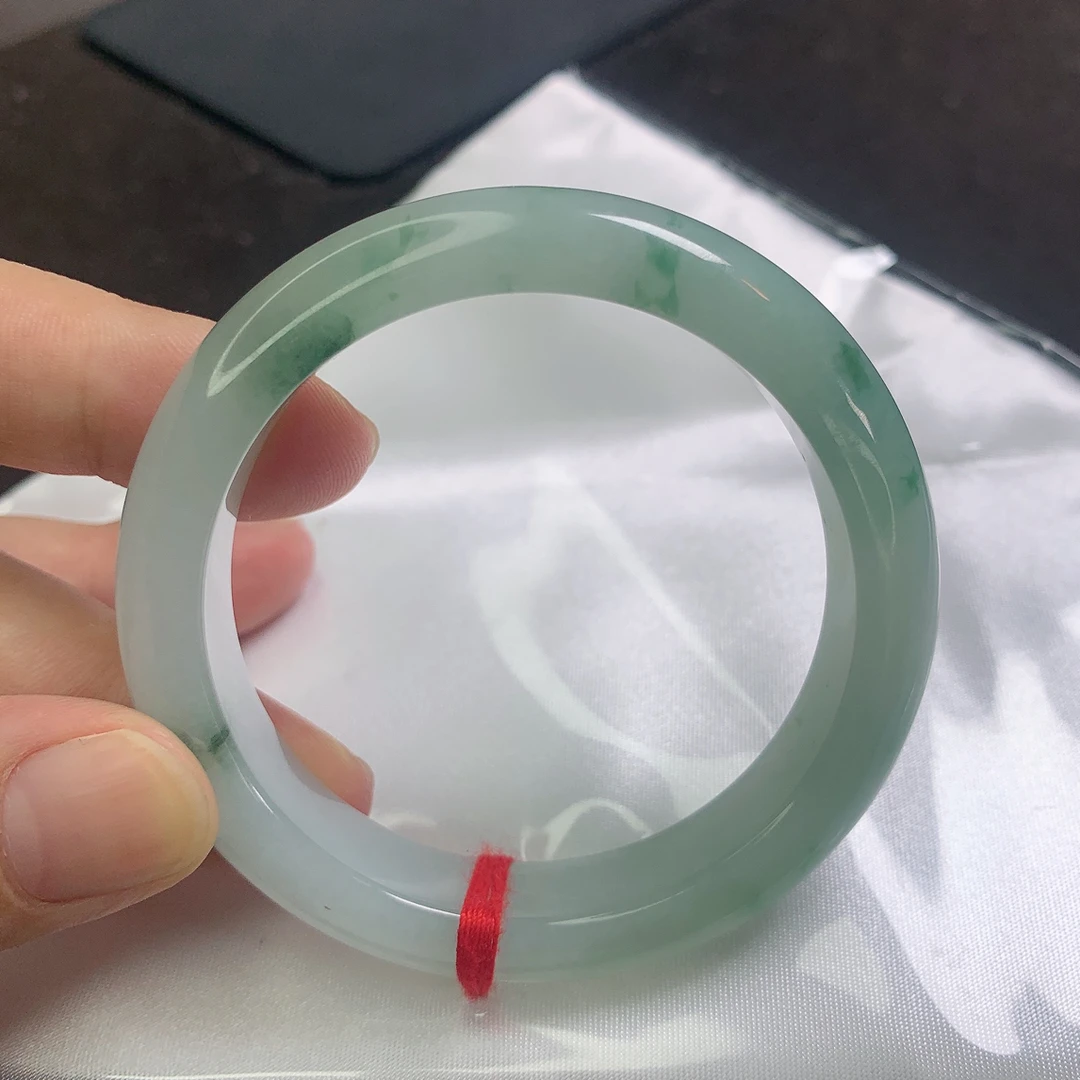 A292缅甸天然A货翡翠53-54圈口飘花正圈手镯、有纹裂