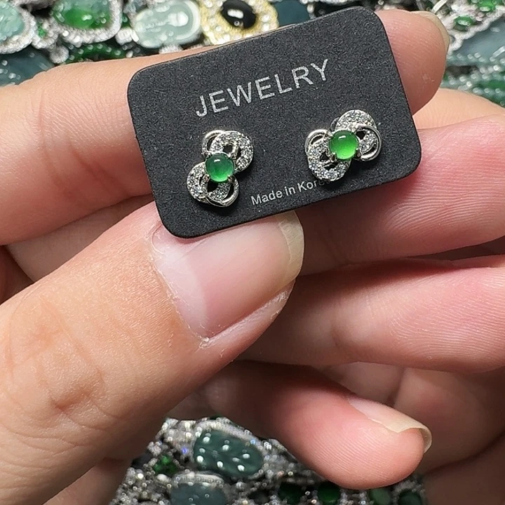 翡翠未镶嵌颈饰天然Ａ货翡翠放漏