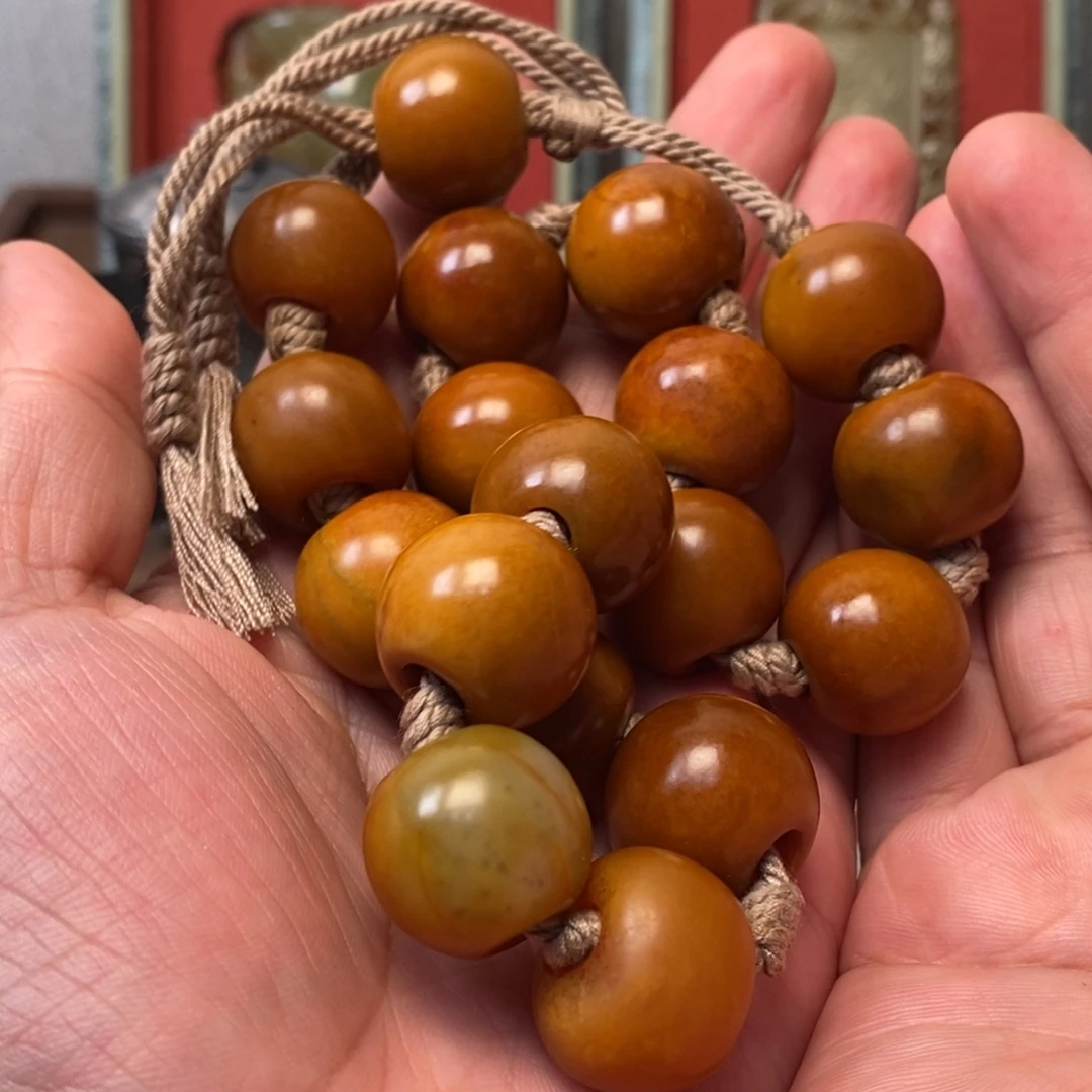 指***华非常精美的手持珠子