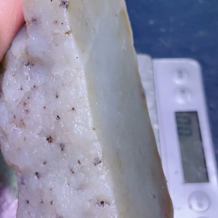 和田玉（糖玉）未镶嵌珠宝半成品