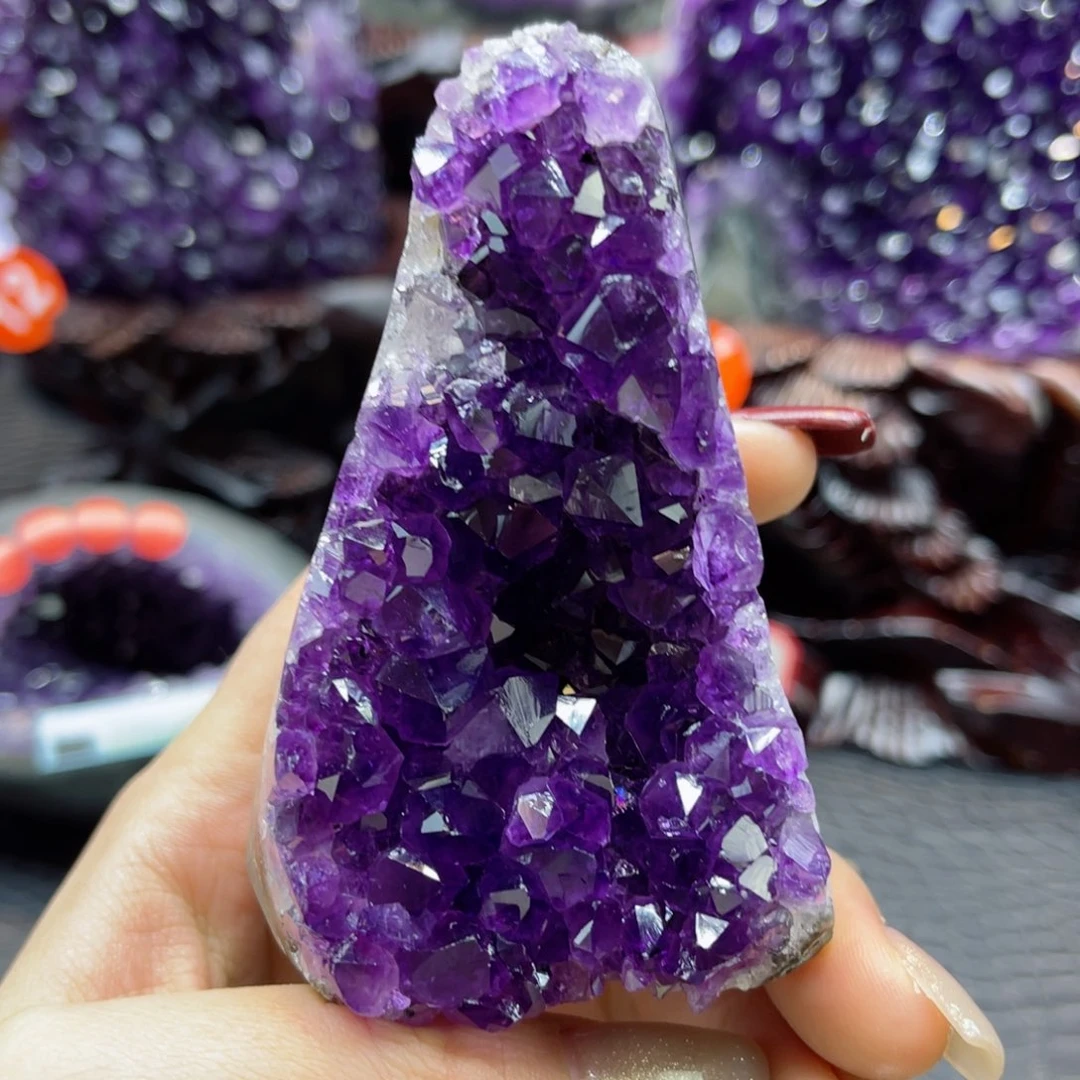 紫晶大型摆件（非配饰）未镶嵌