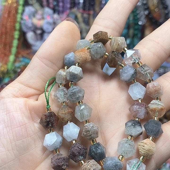未镶嵌玛瑙/玉髓珠宝半成品仅限今天：天然千层幽灵卡10mm