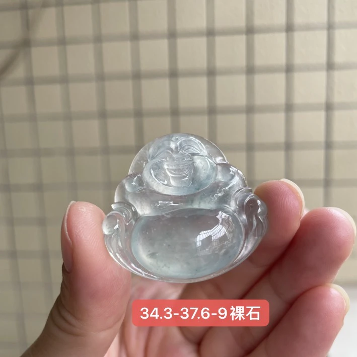 天然缅甸翡翠A货   高冰起光大佛