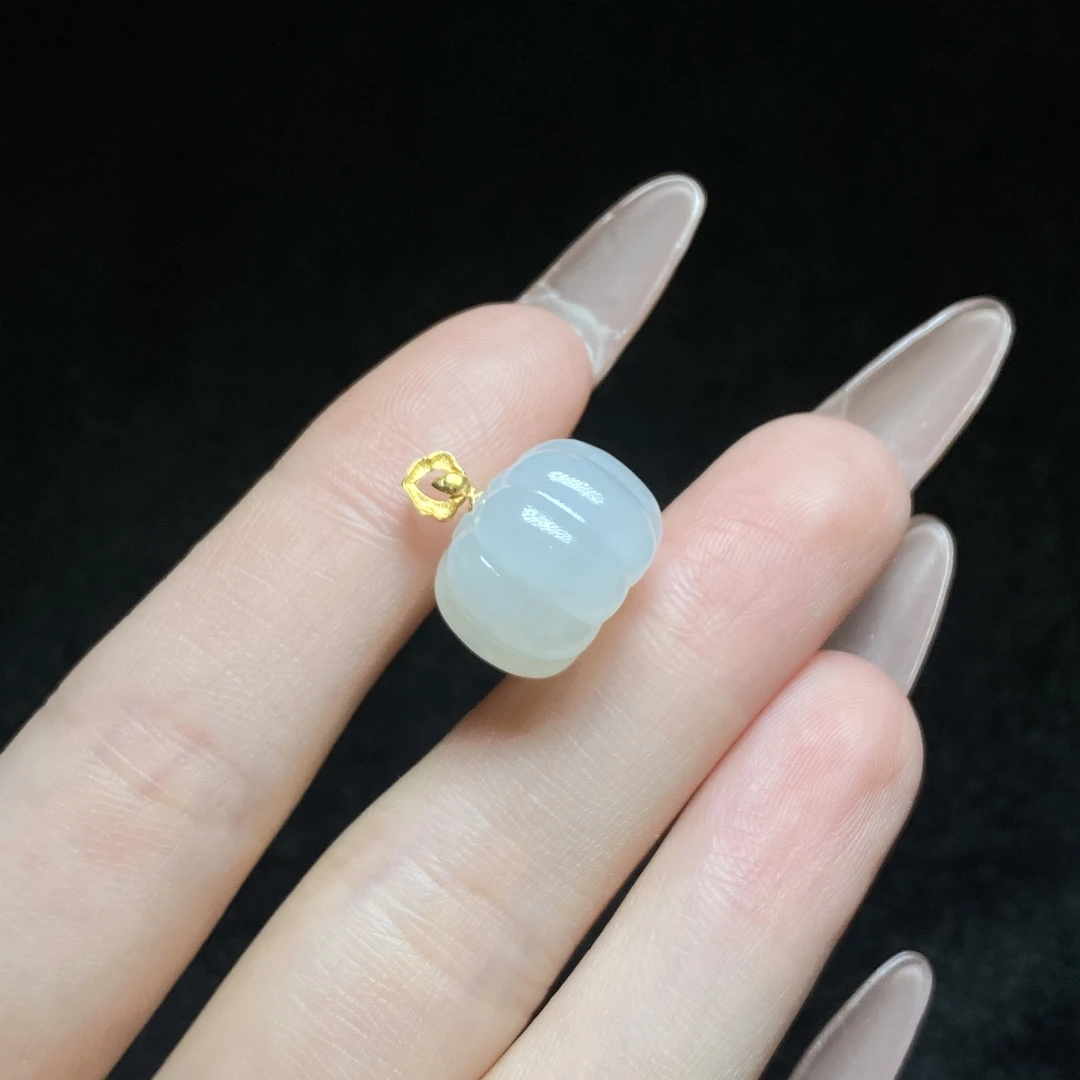 【小北严选】18K金和田玉吊坠约15*15mm【多样性发一件】-AH02X1500