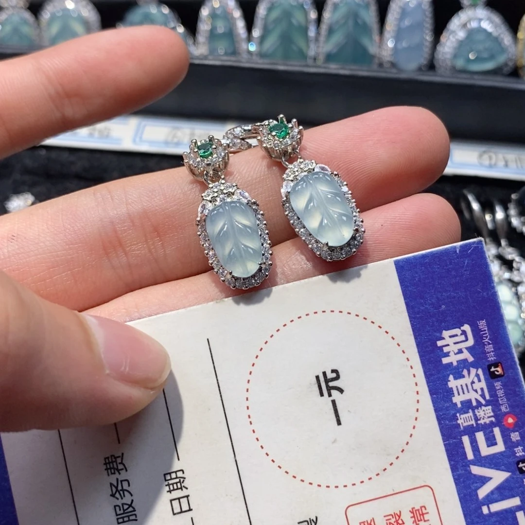 *****翡翠未镶嵌颈饰翡翠