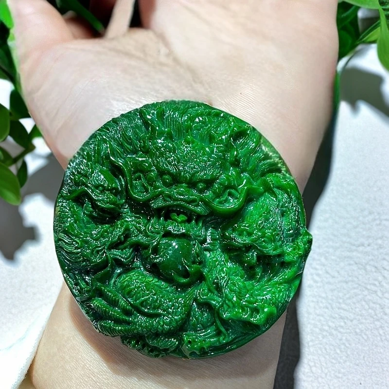 A55号-满色龙牌雕刻吊坠