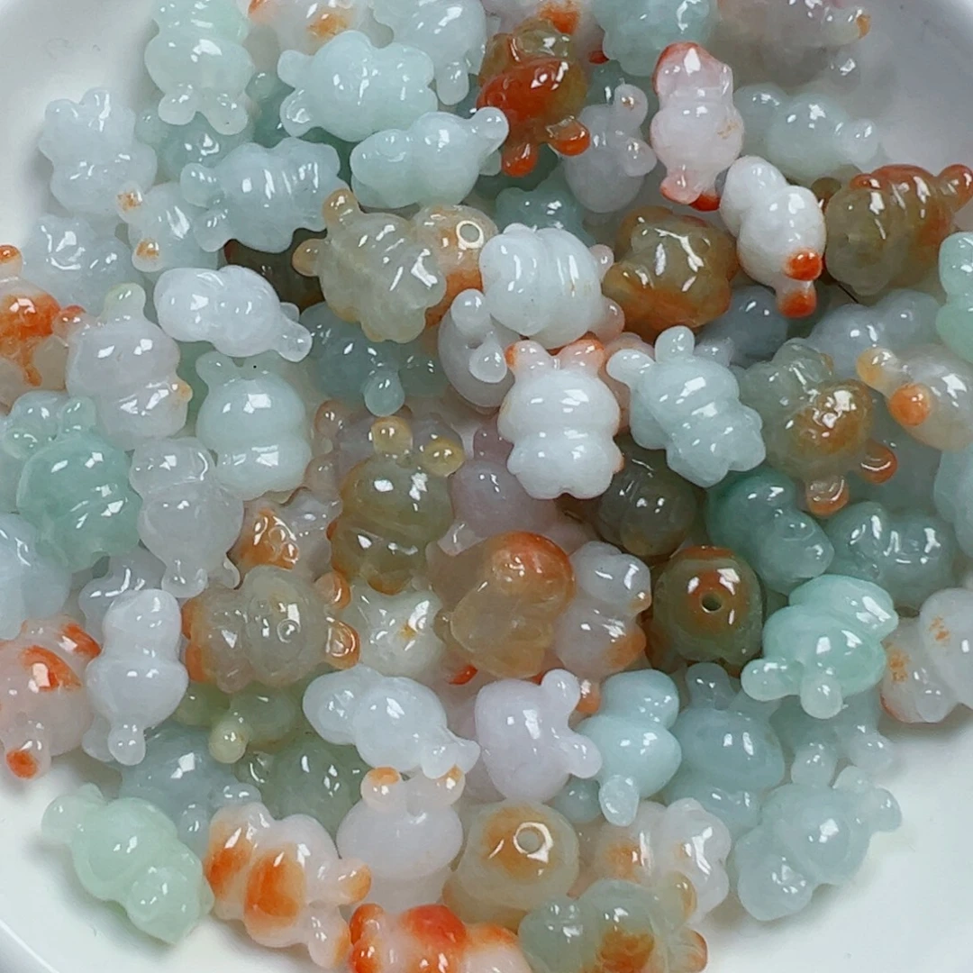 翡翠散珠翡翠生肖通孔兔兔一个可挑