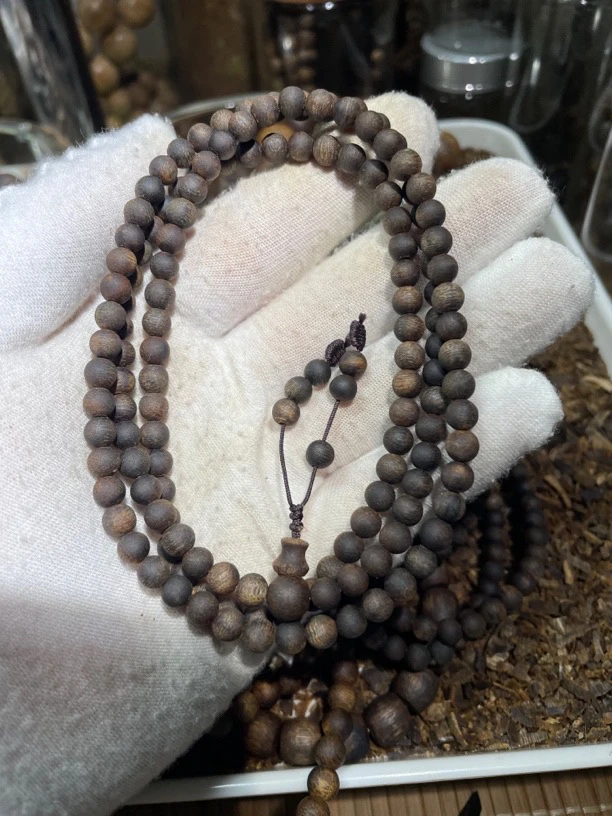 棋楠沉香手串多圈