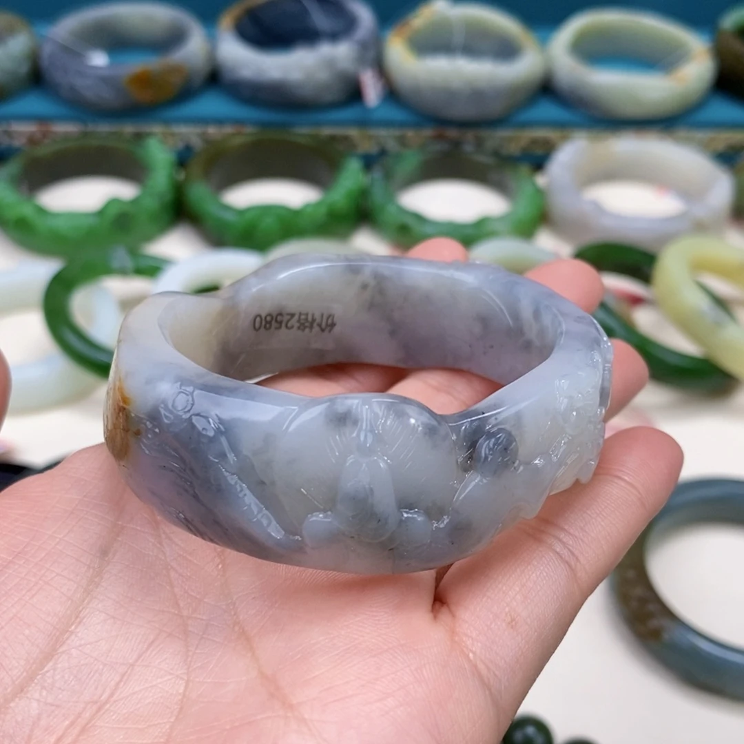 和田玉手镯55未镶嵌?***