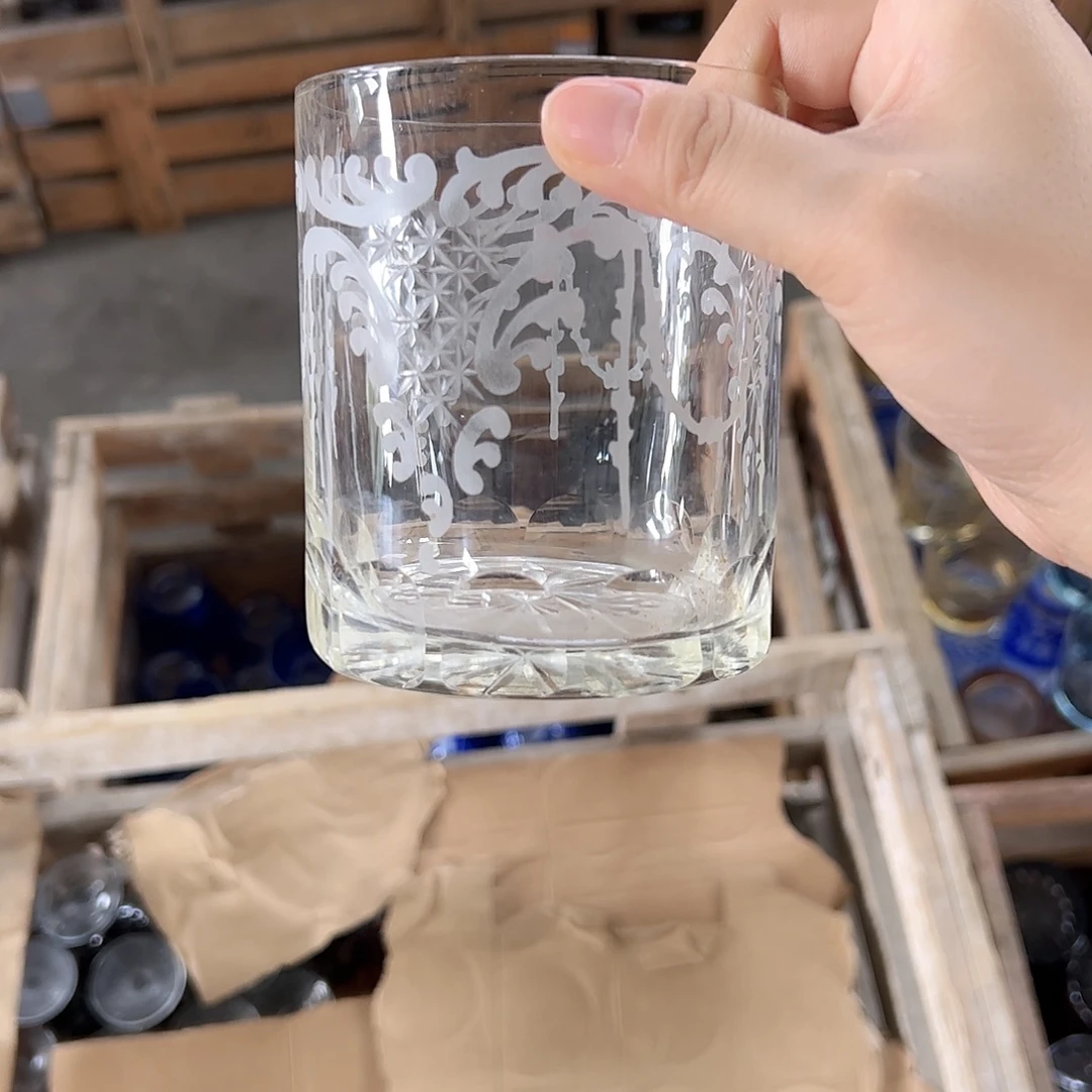 水晶玻璃高脚款微瑕一个
