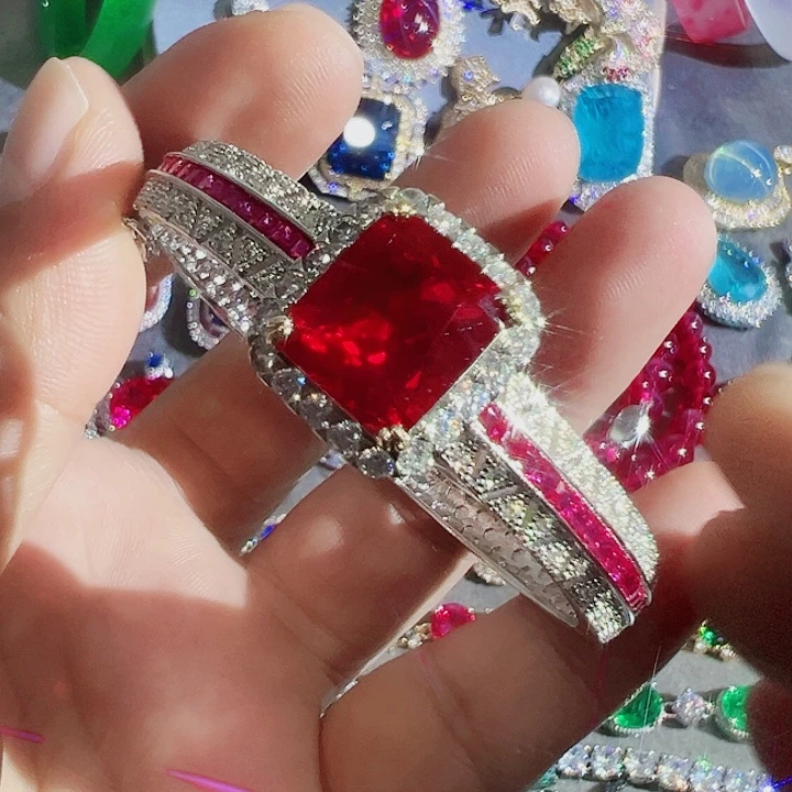 非金属红色蓝色满镶嵌