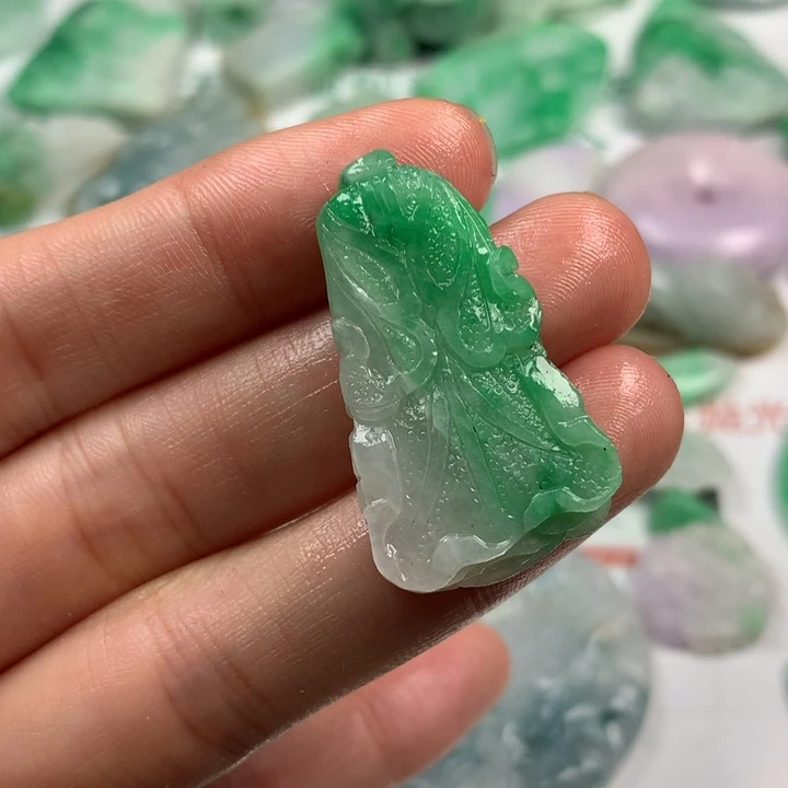 定制翡翠未镶嵌翡翠