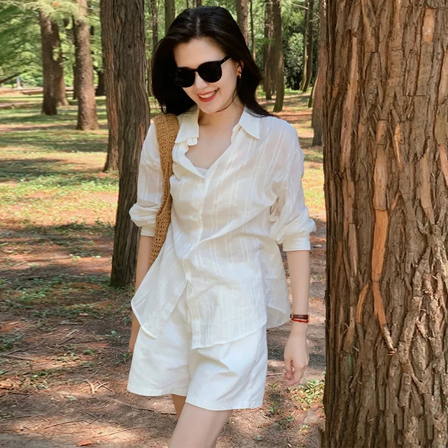 开春穿搭一整套2025超火夏季炸街大方得体气质高级感衬衫短裤套装