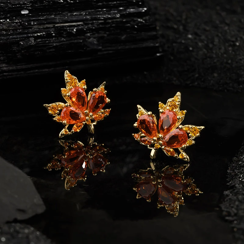 合金耳饰 红色枫叶耳夹法式耳钉秋冬耳环小众优雅无痛耳夹甜美女