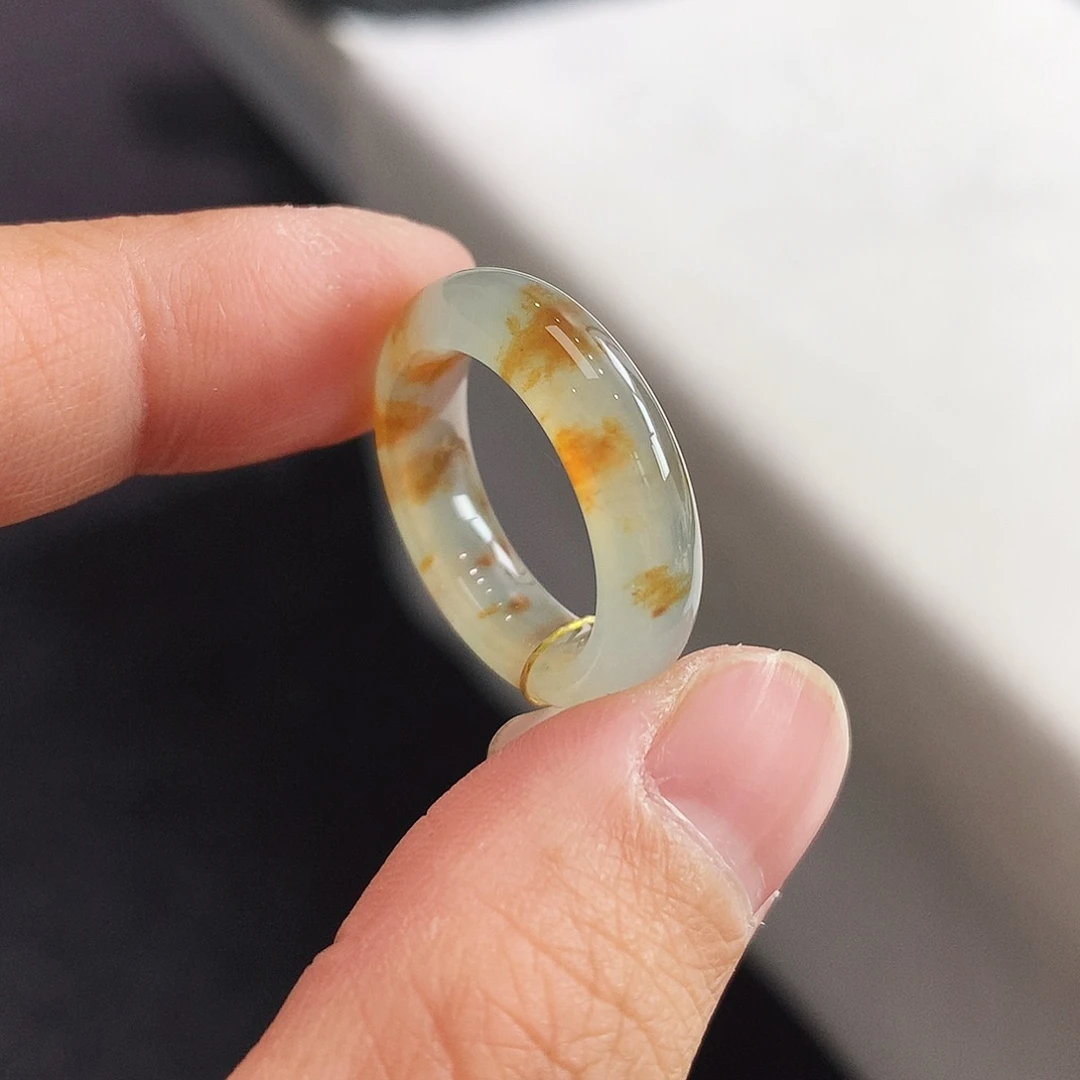 翡翠未镶嵌戒指12号